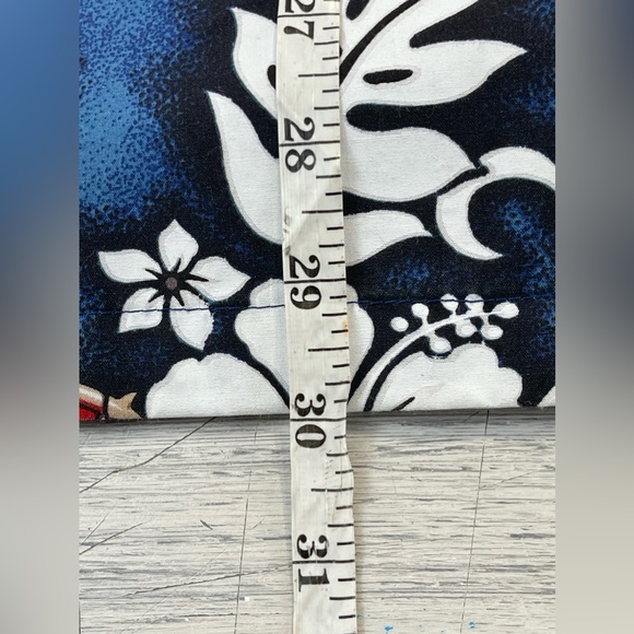 Winnie Fashions Hawaiian Shirt Aloha Blue Floral Wagon - Picture 6 of 6